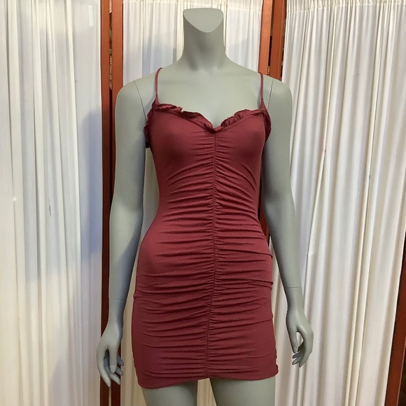 NWT Windsor Ruched Bodycon Mini Dress Womens Size S Dark Marsala - Picture 1 of 11